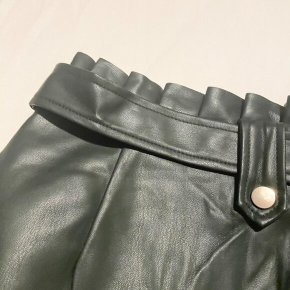 Zara Pleated Faux Leather Mini Skirt Size Small - Picture 13 of 16